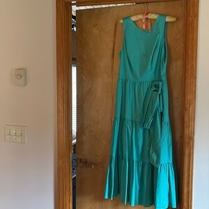 Tahari tiered midi sundress; Size 8